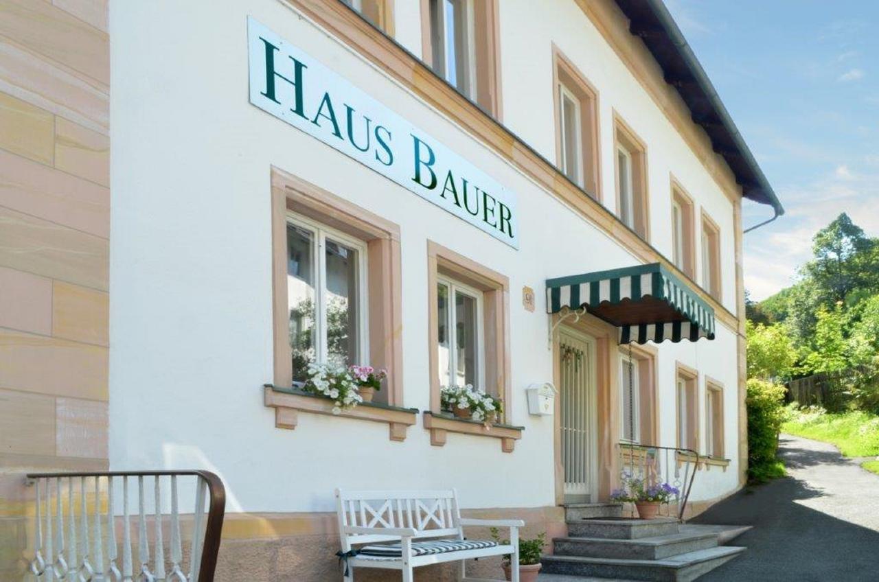 Hotel Haus Bauer Бад-Бернекк-ім-Фіхтельґебірґе Екстер'єр фото